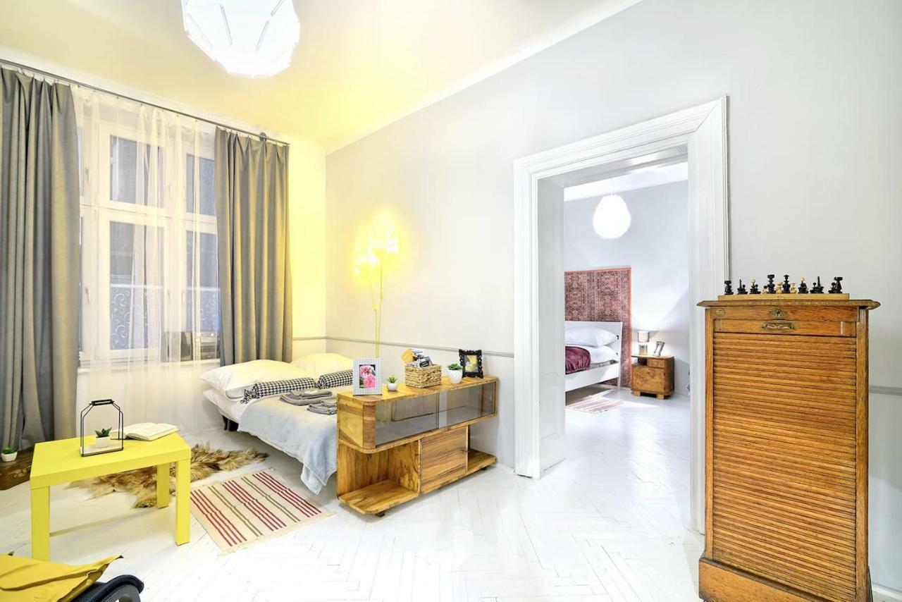 Luxury Retro Apartment, City Center, Wifi Krasków Εξωτερικό φωτογραφία